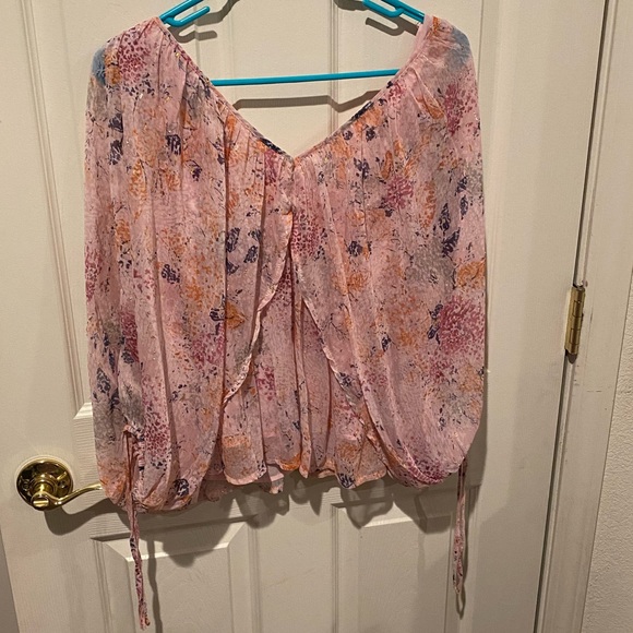 BTFL-LIFE TOP NWT - Picture 4 of 9